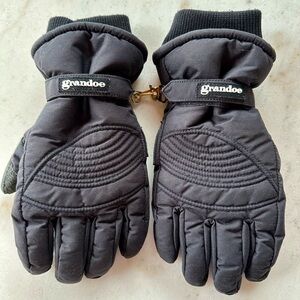 Women’s Grandoe Vintage Retro Winter Snow Gloves | Women’s winter snow gloves